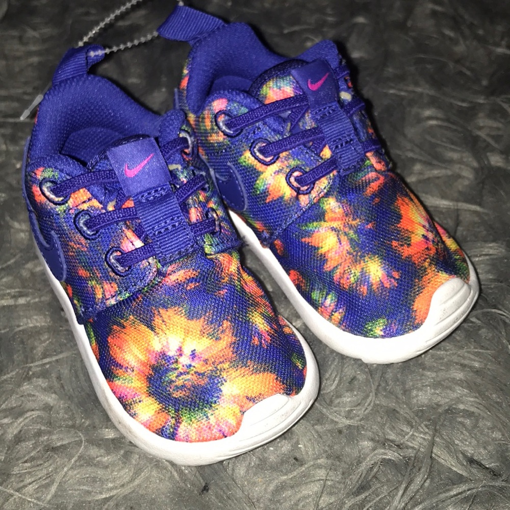 Kids Nike’s Size 5C